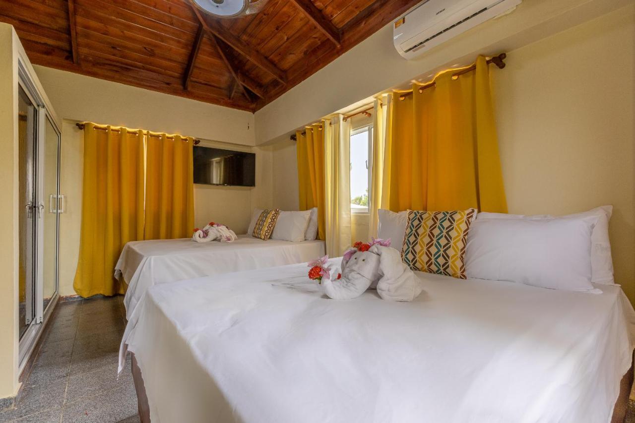 Hotel Turistico Marian ลาสแตร์เรนาส ภายนอก รูปภาพ